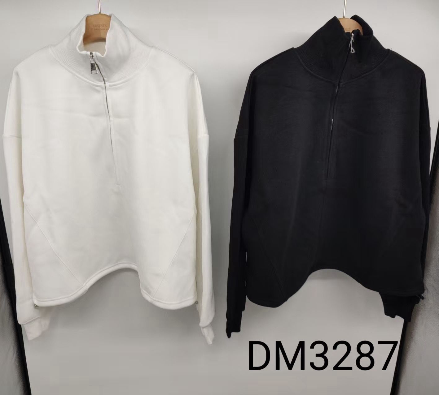 Oversize mikina s vysokým límcem