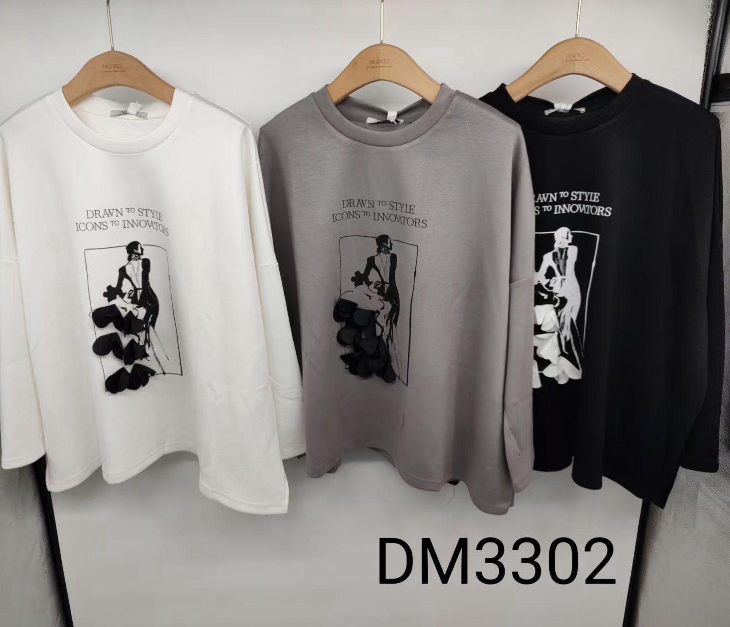 Oversize top s 3D aplikací