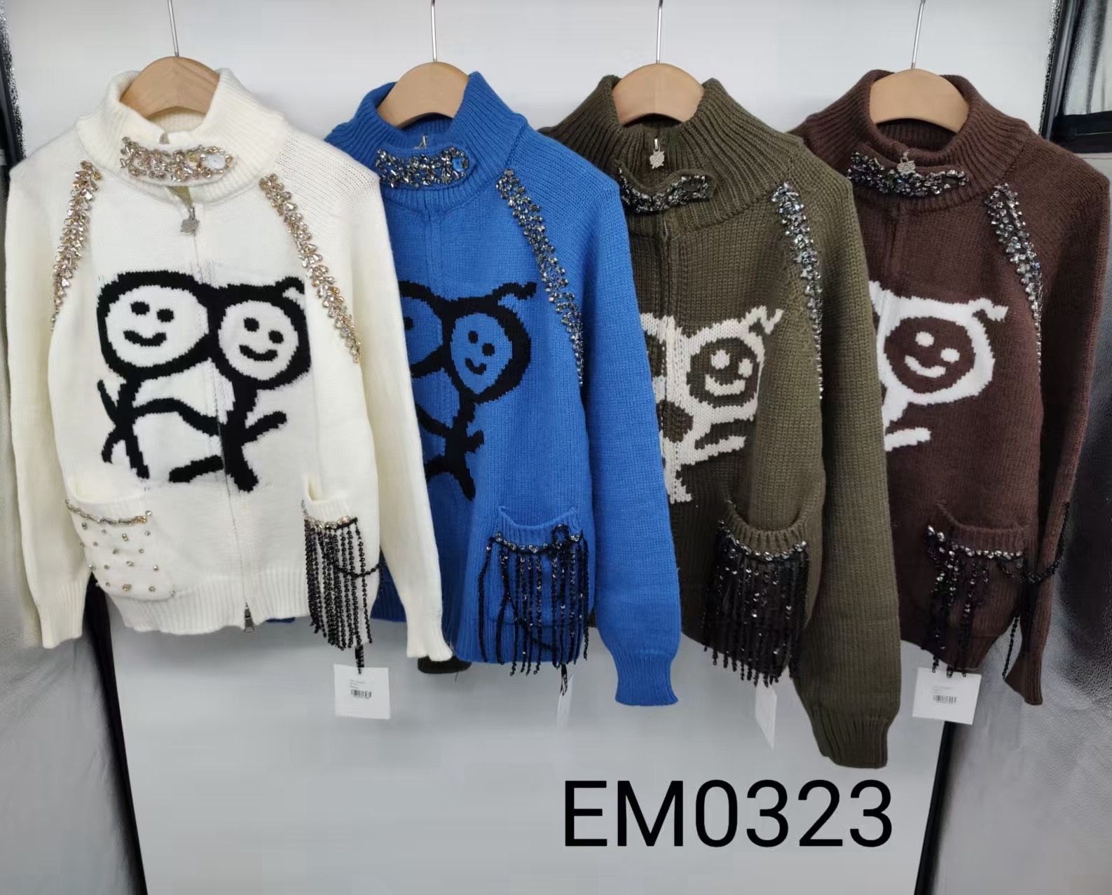 Cardigan s Rolákem a Výšivkou