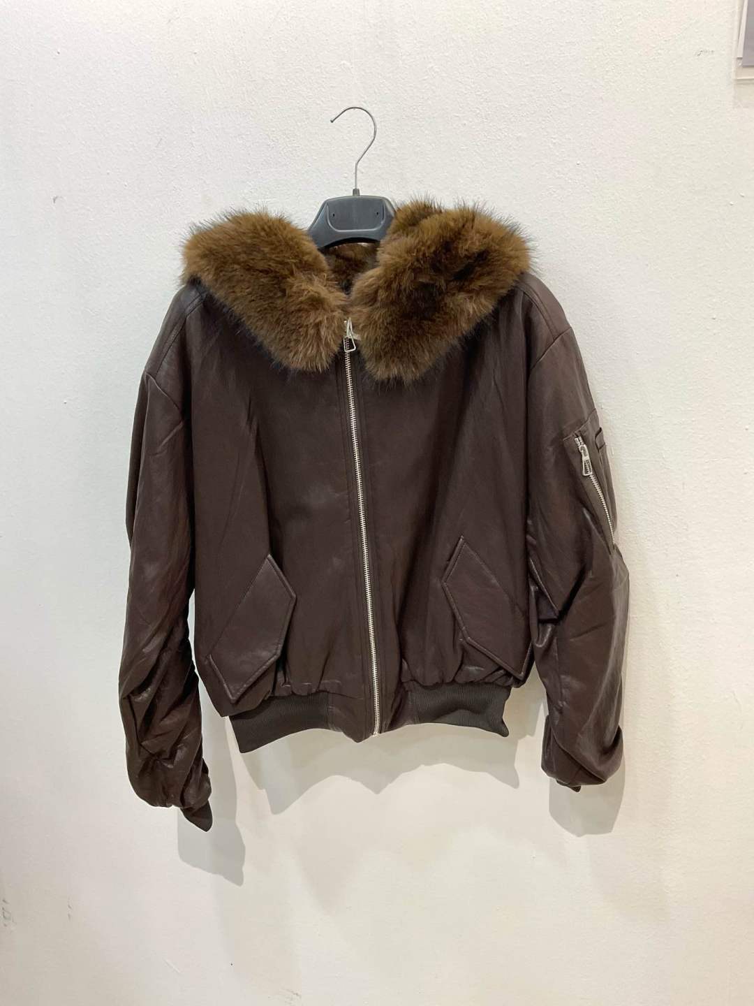 Bomber bunda s kapucí