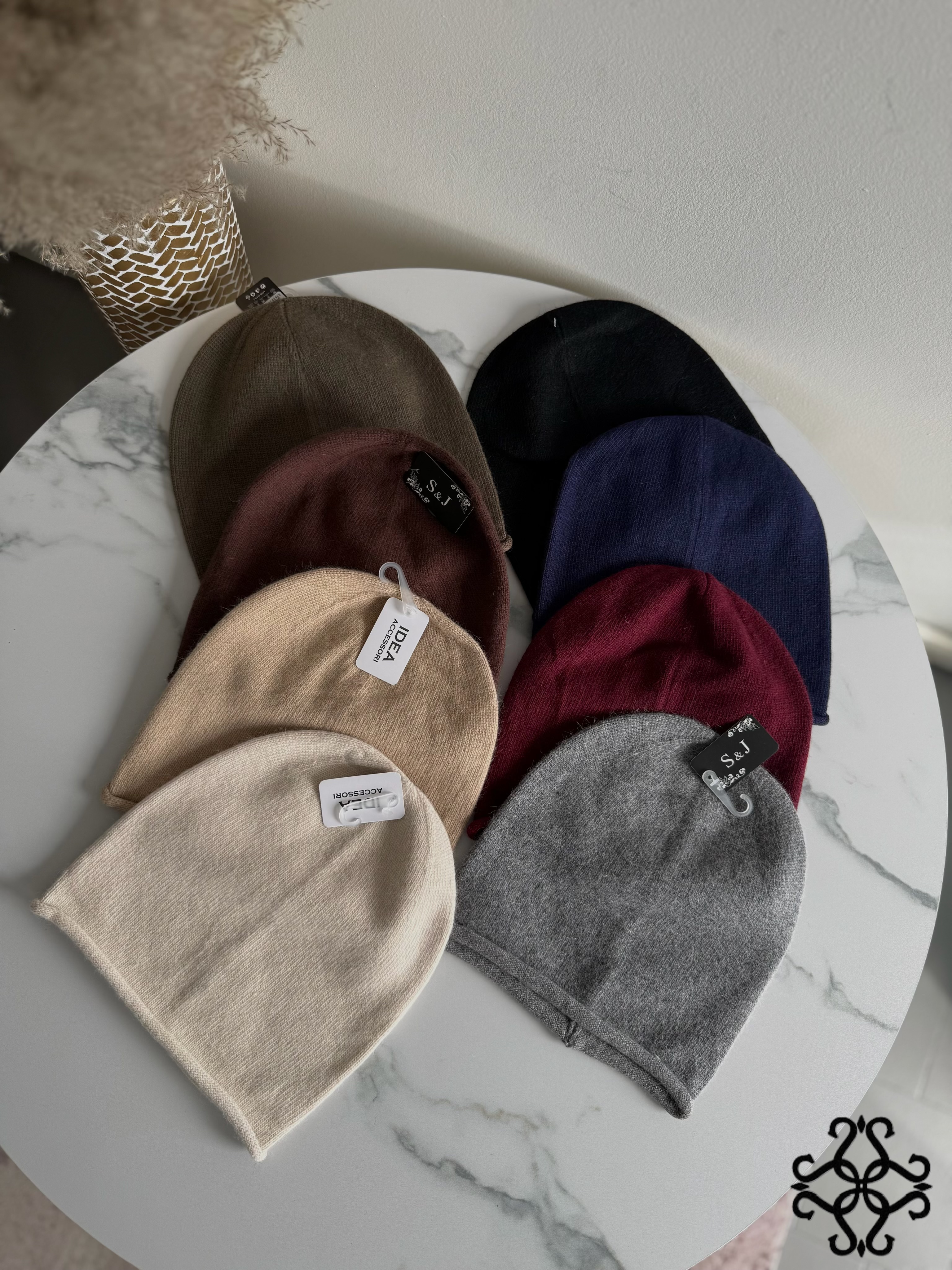 Jednobarevná čepice beanie