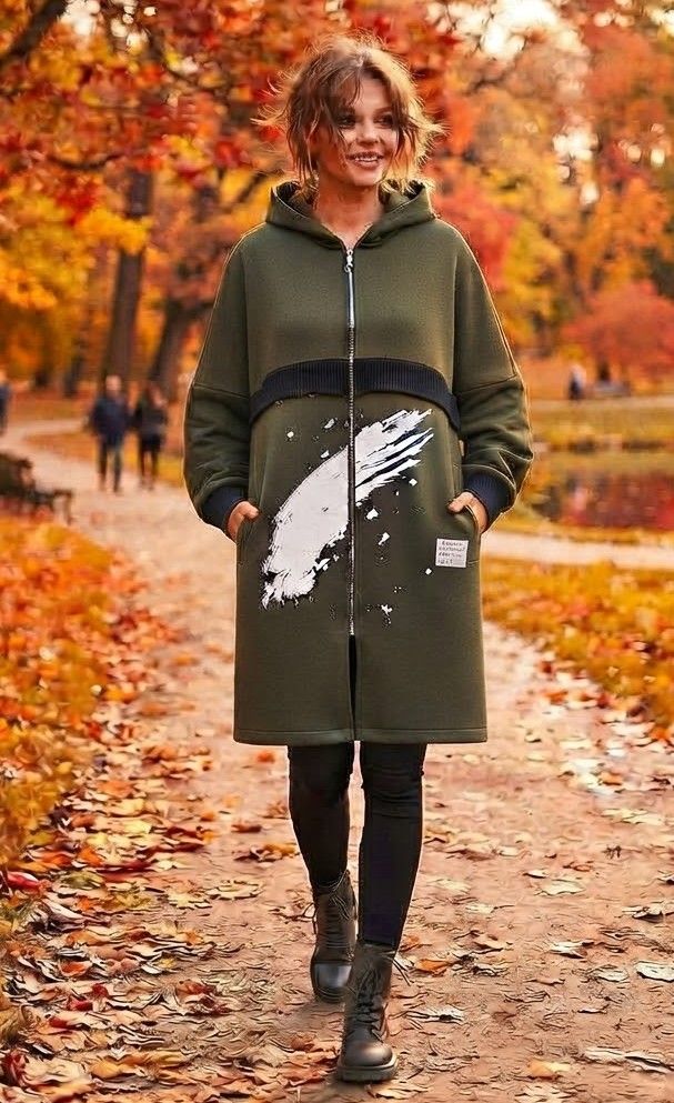 Volný kabát s kapucí